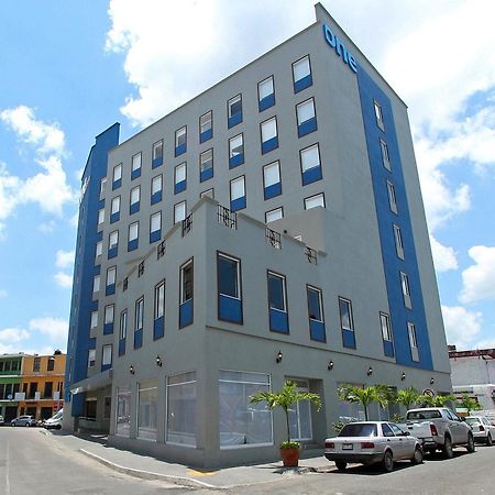 One Villahermosa Centro Экстерьер фото